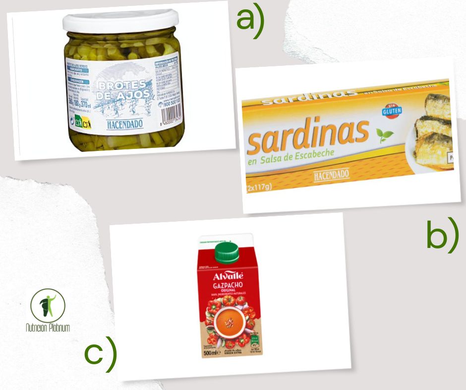 Brotes de ajo con sardinas en escabeche y gazpacho andaluz.